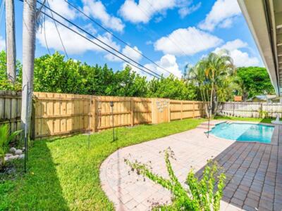 27 Pinehurst Lane, Boca Raton, FL 33431