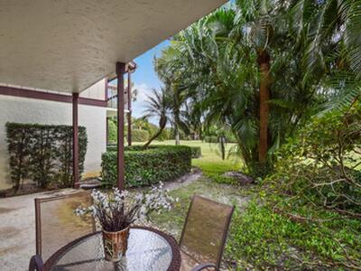 13334 Polo Club Road, Wellington, FL 33414