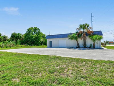 3801 Okeechobee Road, Fort Pierce, FL 34947