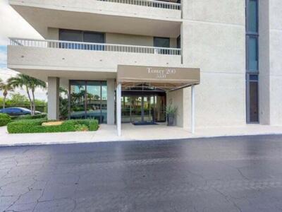 5550 N Ocean Drive, Singer Island, FL 33404