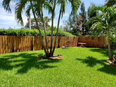 1006 SE 4th Street, Boynton Beach, FL 33435