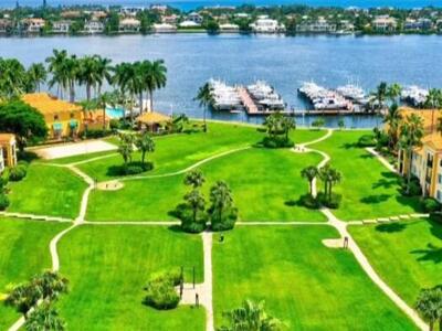 123 Yacht Club Way, Hypoluxo, FL 33462