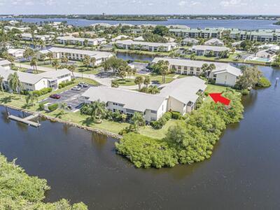 1815 Robalo Drive, Vero Beach, FL 32960