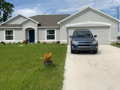 2922 SE Bella Road, Port Saint Lucie, FL 34984