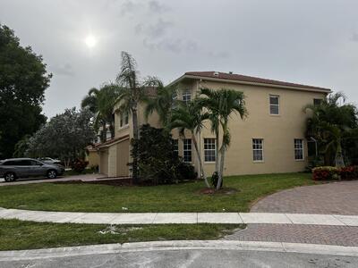 9855 Woolworth Court, Wellington, FL 33414