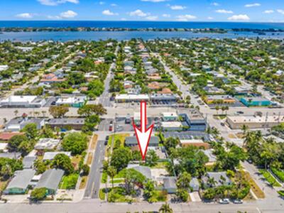 422 Churchill Road, West Palm Beach, FL 33401