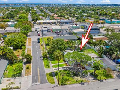 422 Churchill Road, West Palm Beach, FL 33401