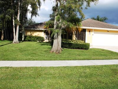 1518 Primrose Lane, Wellington, FL 33414