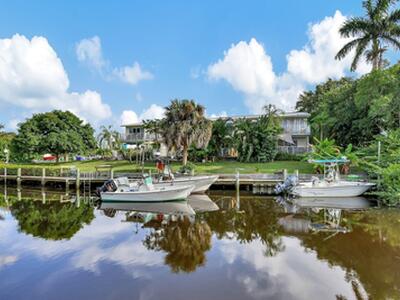 3902 SE Coquina Drive, Stuart, FL 34997