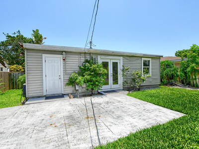 830 SE 3rd Avenue, Delray Beach, FL 33483