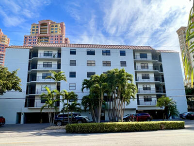 2029 N Ocean Boulevard, Fort Lauderdale, FL 33305