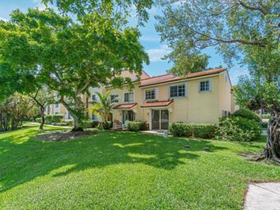 111 Yacht Club 102 Way, Hypoluxo, FL 33462