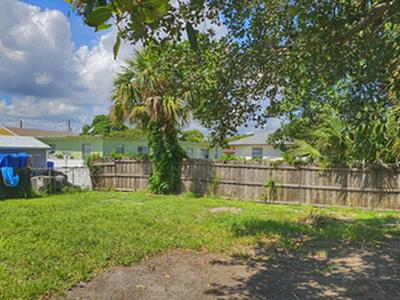 1340 W 35th Street, Riviera Beach, FL 33404