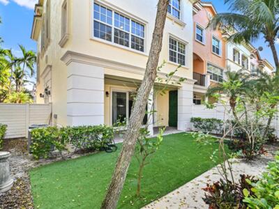 667 NE Trieste Lane, Boca Raton, FL 33487