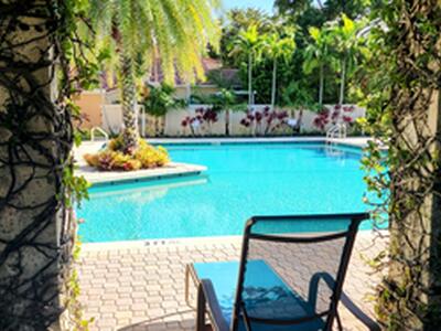 40 ViA Verona, Palm Beach Gardens, FL 33418