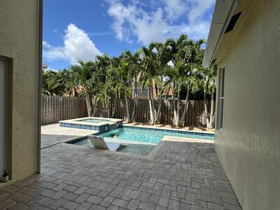 9325 Cove Point Circle, Boynton Beach, FL 33472