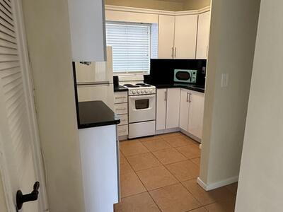 3212 NE 7th Place, Pompano Beach, FL 33062