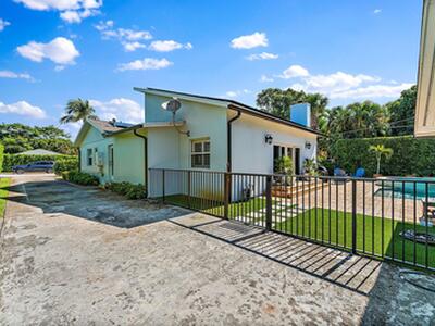 310 Edgewood Drive N, West Palm Beach, FL 33405