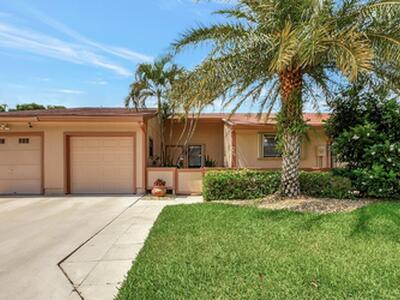 28 Walcott Drive, Boynton Beach, FL 33426