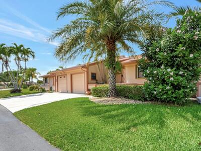 28 Walcott Drive, Boynton Beach, FL 33426