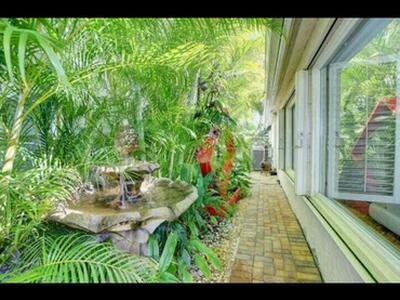 5767 Lakeview Mews Place, Boynton Beach, FL 33437