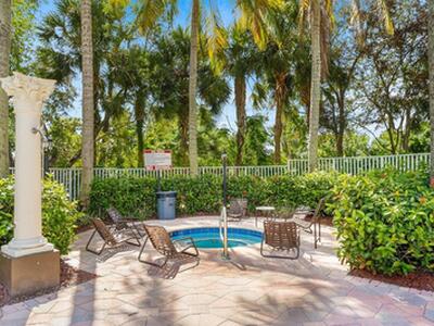 8350 Via Serena, Boca Raton, FL 33433