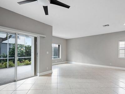 8350 Via Serena, Boca Raton, FL 33433