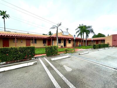 3805 Broadway Avenue, West Palm Beach, FL 33407