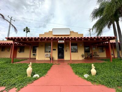 3805 Broadway Avenue, West Palm Beach, FL 33407