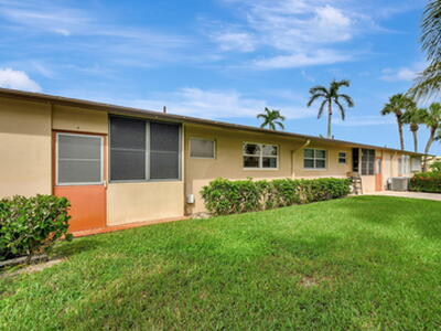 2995 Crosley C Drive W, West Palm Beach, FL 33415