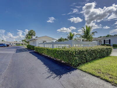 2995 Crosley C Drive W, West Palm Beach, FL 33415