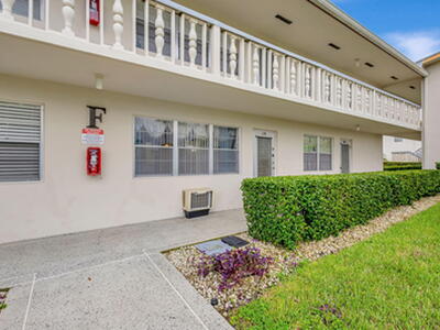 130 Cambridge F, West Palm Beach, FL 33417