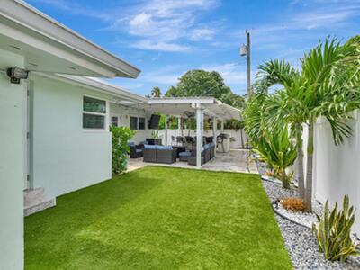 530 NE 17th Street, Boca Raton, FL 33432