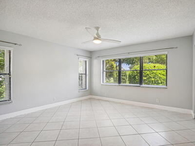 2900 SW 22nd Circle, Delray Beach, FL 33445