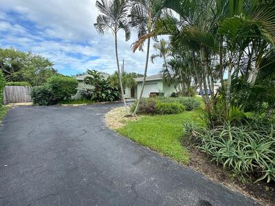 521 Jaeger Drive, Delray Beach, FL 33444