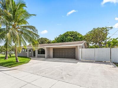 505 SW 3rd Street, Boynton Beach, FL 33435