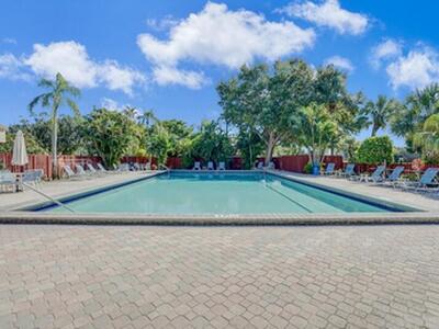 2900 SW 22nd Circle, Delray Beach, FL 33445