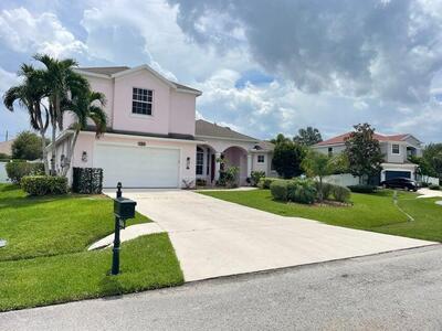 5806 NW Rose Petal Court, Port Saint Lucie, FL 34986