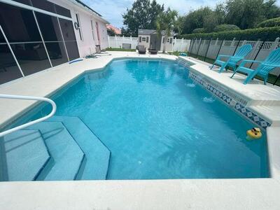 5806 NW Rose Petal Court, Port Saint Lucie, FL 34986