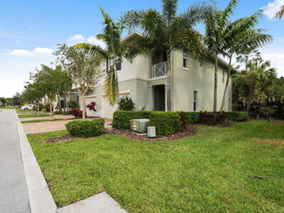 7135 Kensington Court, Palm Beach Gardens, FL 33418