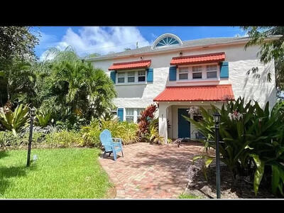 422 N Palmway, Lake Worth Beach, FL 33460