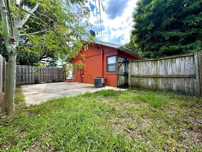 407 55th Street, West Palm Beach, FL 33407