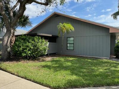 4065 NW Cinnamon Tree Circle, Jensen Beach, FL 34957