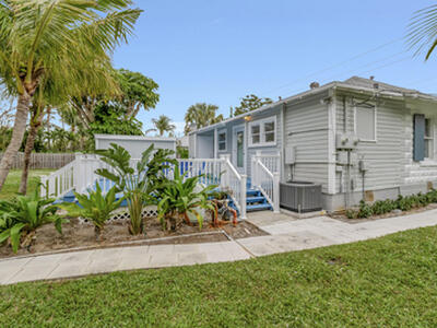 320 SE 4th Avenue, Delray Beach, FL 33483