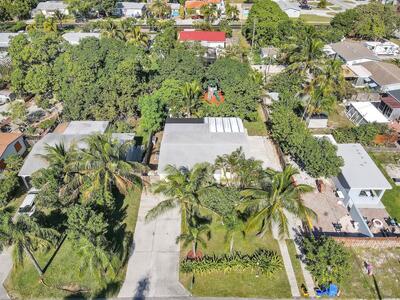 607 W Perry Street, Lantana, FL 33462