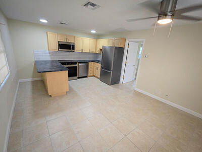 1301 NE 16th Terrace, Fort Lauderdale, FL 33304