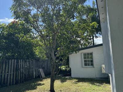 1611 NE 46th Street, Pompano Beach, FL 33064