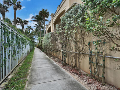 2730 Banyan Road, Boca Raton, FL 33432