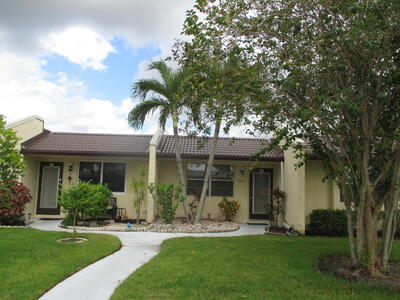 206 Lake Meryl Drive, West Palm Beach, FL 33411