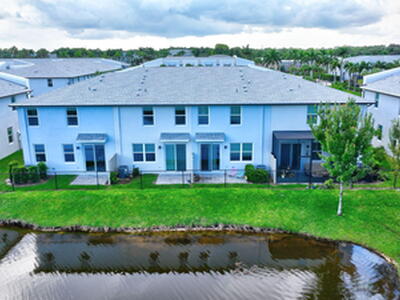 3933 SE Mentmore Lane, Stuart, FL 34997